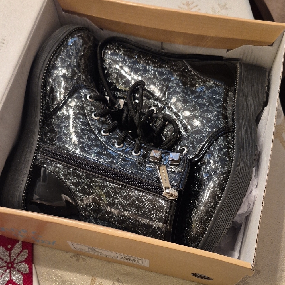 Michael Kors Haskell Syre black glitter combat boots Size 2